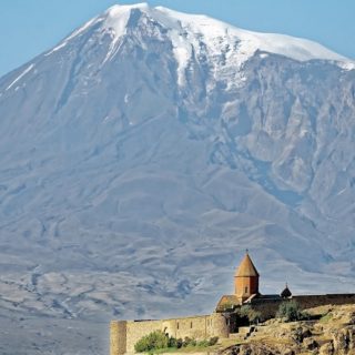 Armenia, veduta sul monte Ararat