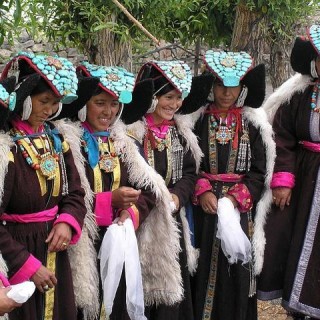 Tibet, costumi