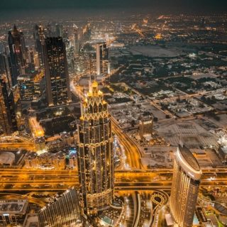 Dubai in notturna