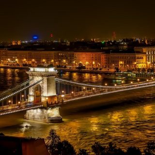 Budapest di notte
